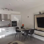 Amfora Apartman *