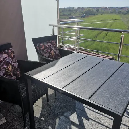 Апартаменты Amfora Valbandon