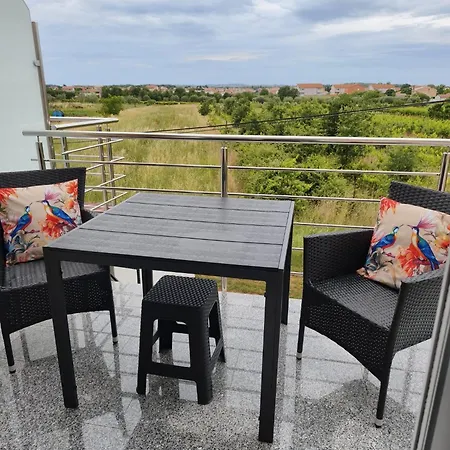 Amfora Apartment *